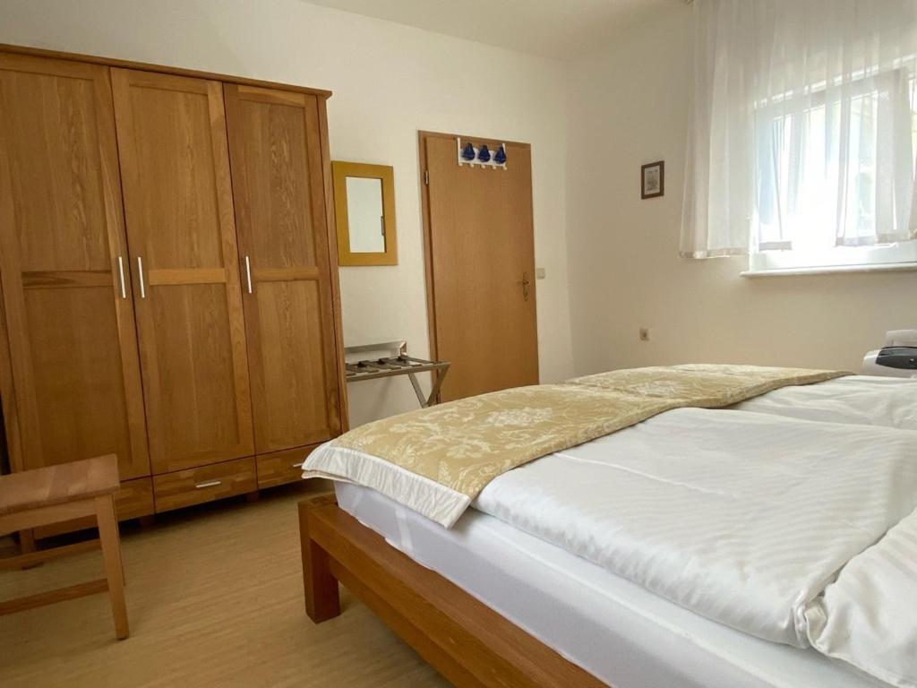 Bergfried Apartment *